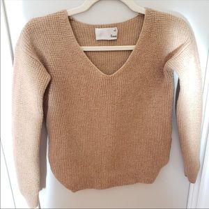 100% Merino Wool Wilfred Free V-Neck Sweater